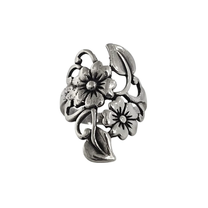 ANel 2 flores e 2 folhas
